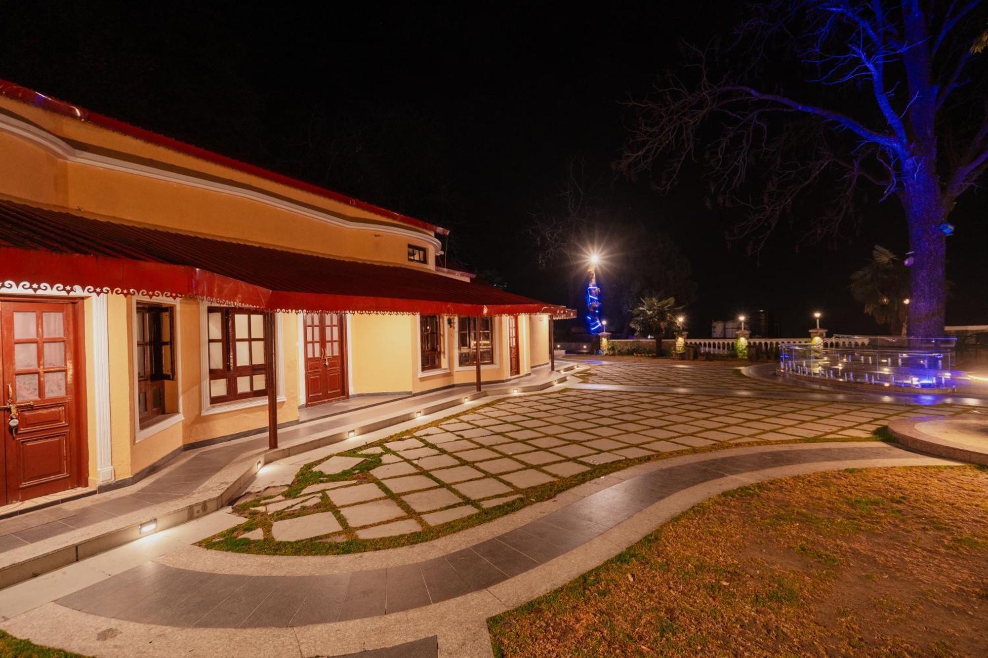 Hotel Bliss & Company By Hnh à Mussoorie Extérieur photo